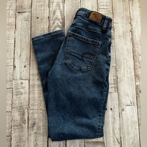 American Eagle Outfitters Women’s Deep Blue Stretch  Skinny Jeans